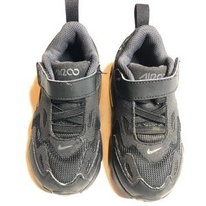 Nike Air Max 200 toddler black sneakers